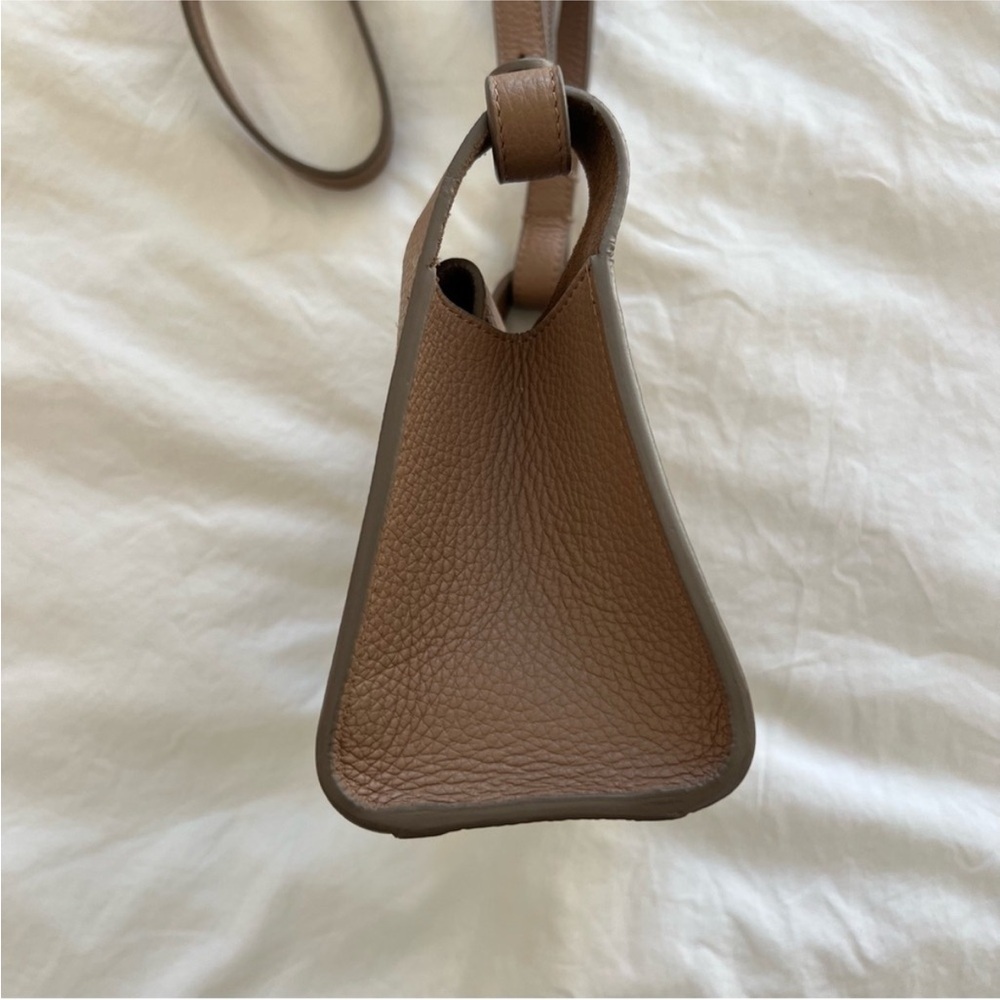 Cuyana Mini Double Loop bag in Cappucino - Picture 11 of 16